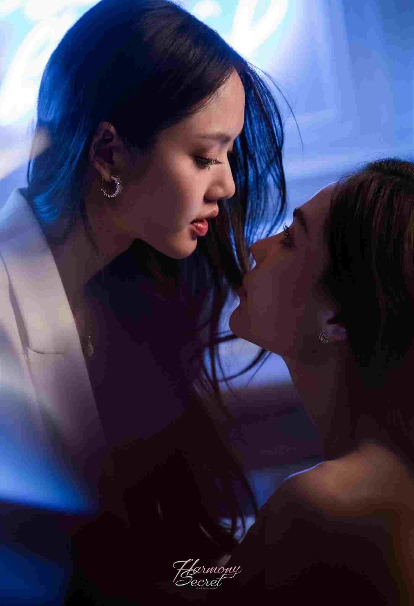  ดีลลับฉบับเล่นเล่ห์ 