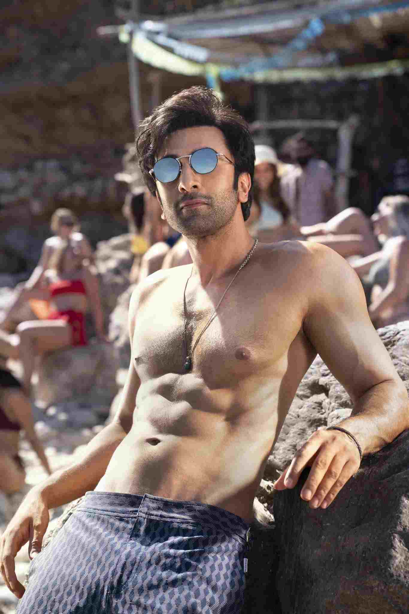  तू झूठी मैं मक्कार 